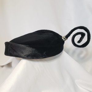 Vintage 40s 50s Rare Mod Black Velvet Juliette Cap - Schiller's of Paris Hat